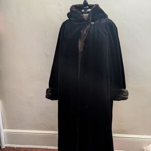 Elegant Black Faux Fur-Trimmed Hooded Coat